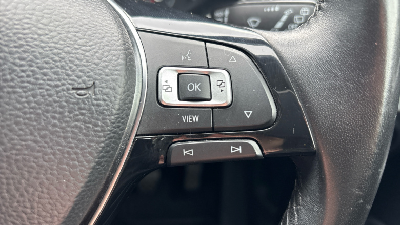 Volkswagen T-Roc 1.5 TSI EVO Design 5dr Petrol Hatchback